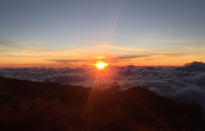 Sunset from Sembalun Crater rim